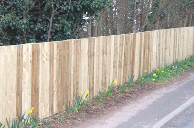 Fencing - Heathwood Landscape Gardeners